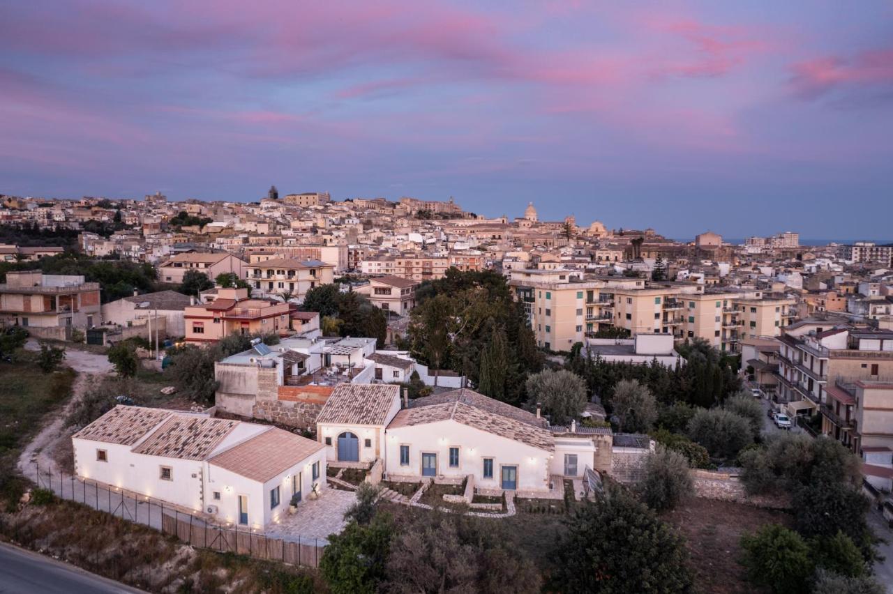 Michael Garden Bed & Breakfast Noto Eksteriør bilde