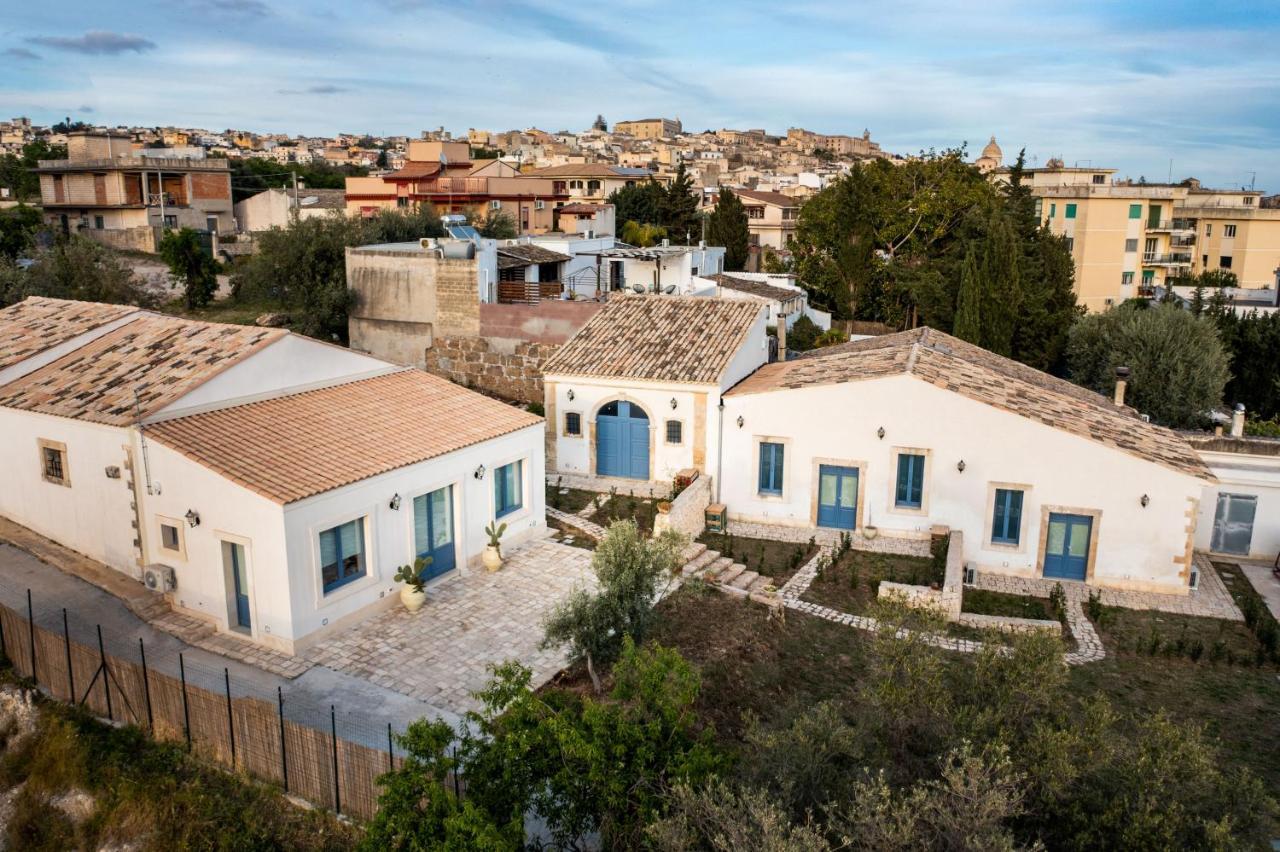 Michael Garden Bed & Breakfast Noto Eksteriør bilde